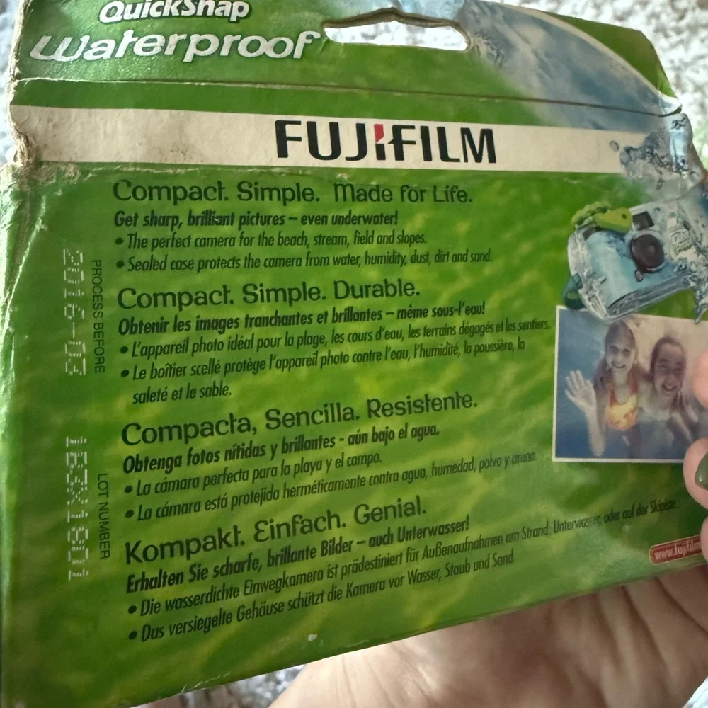 Fujifilm QuickSnap Waterproof Camera - Bold Green